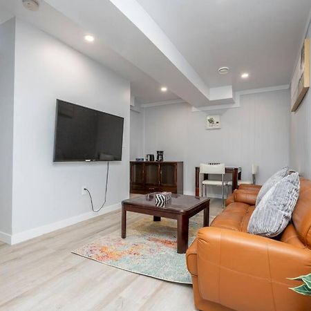 Apartmán Highland Park Cozy YYC Exteriér fotografie